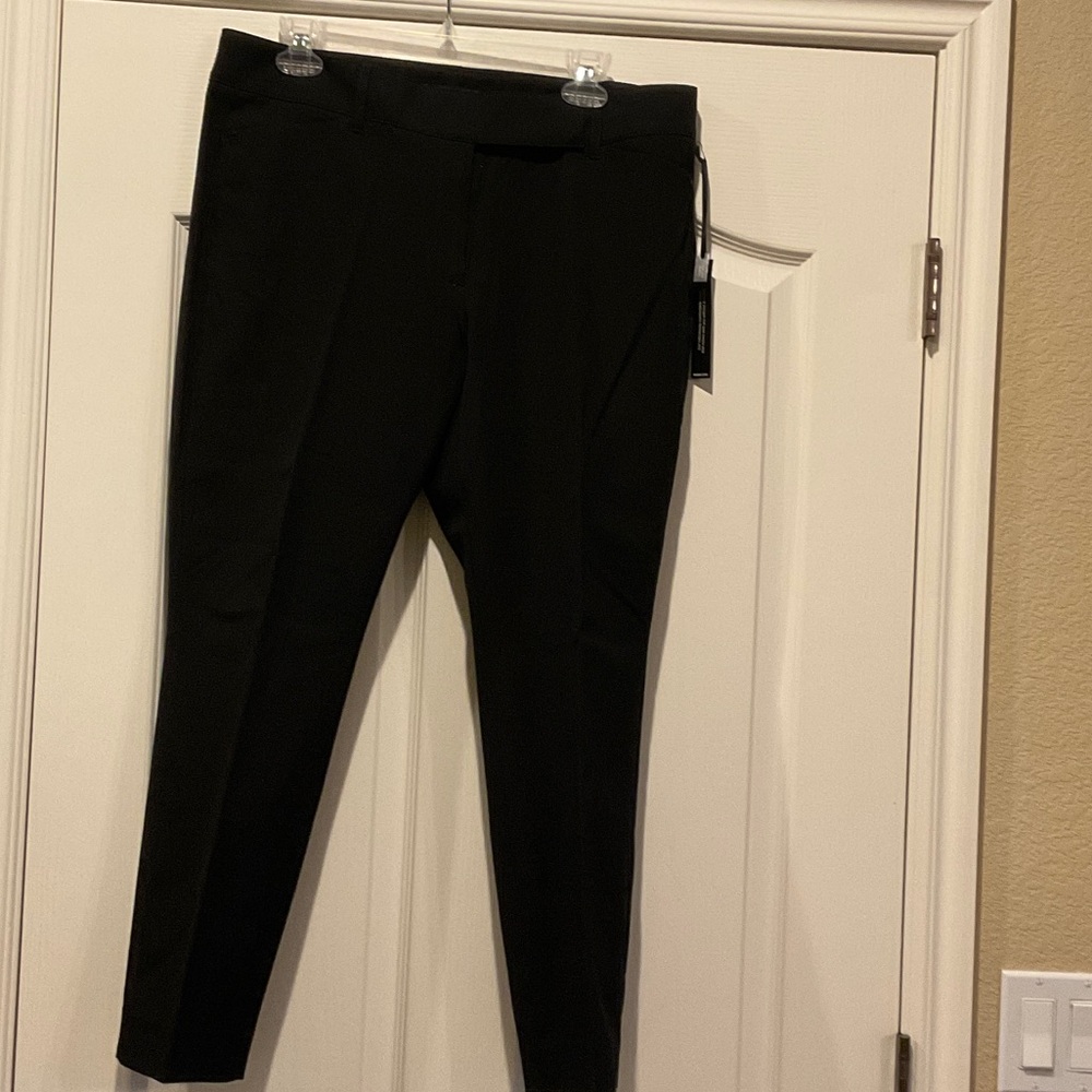 White House Black Market Black Cropped Pants